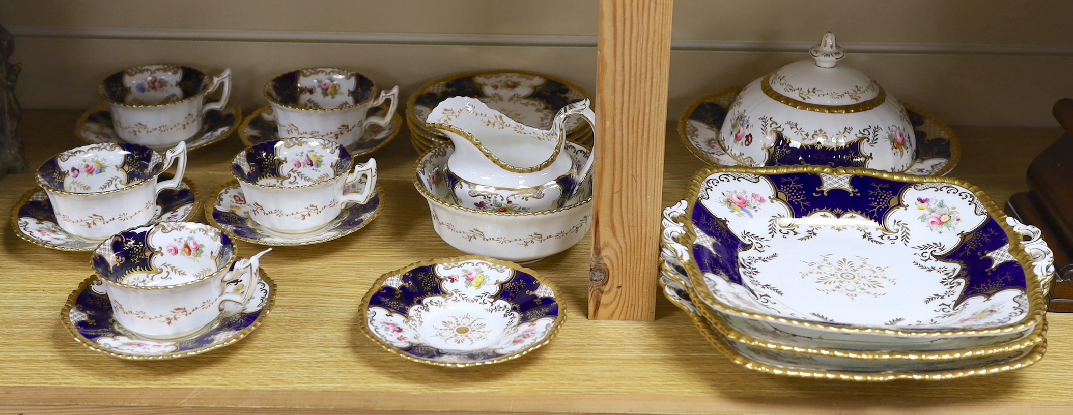 A Coalport part tea set, twenty-two pieces